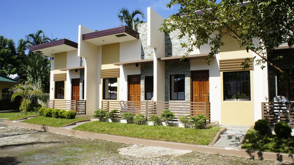 Bed and Breakfast La Belle Pension House Puerto Princesa Exterior foto