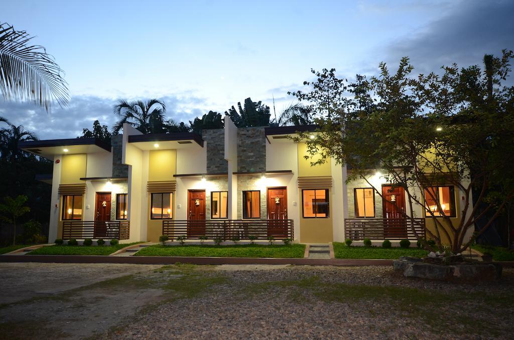 Bed and Breakfast La Belle Pension House Puerto Princesa Exterior foto